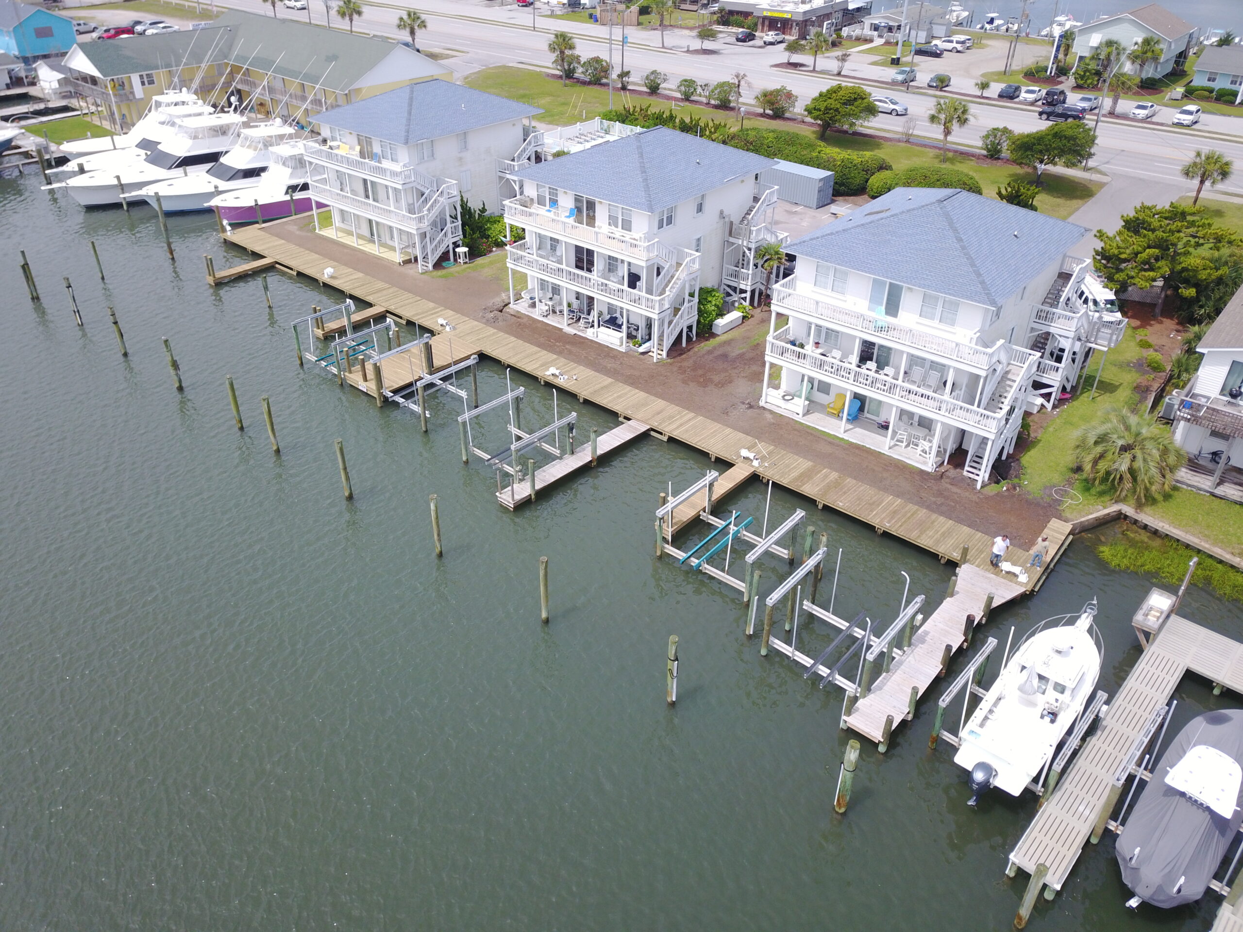 Wooden dock and seawall at Marlin Harbor in Eastern North Carolina, built by Bobby Cahoon Marine Construction